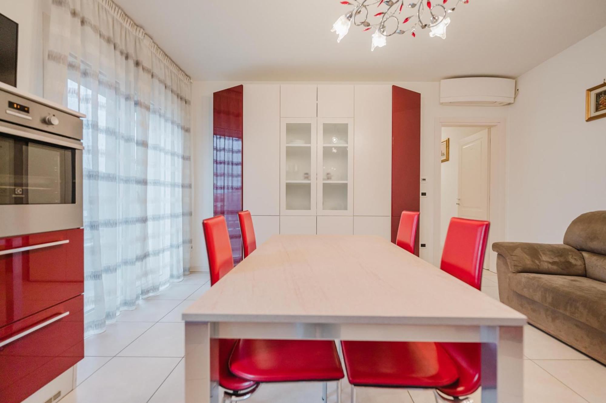 Lucrezia - 10 Min From & Free Parking Venecia