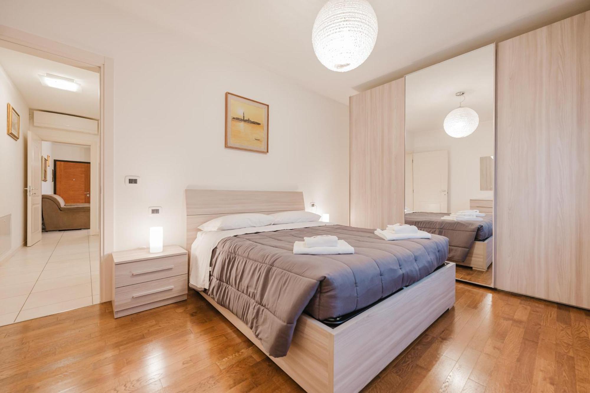 Lucrezia - 10 Min From & Free Parking * Venecia